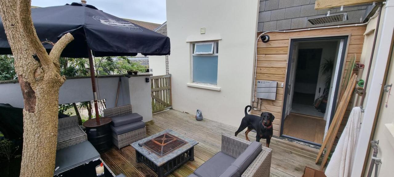 Hidden Gem Near The Beach With Pool Table Newquay  Exterior photo